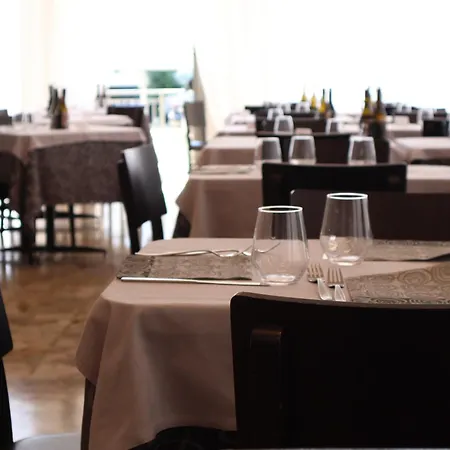 Antille E Azzorre Hotell Lido di Jesolo