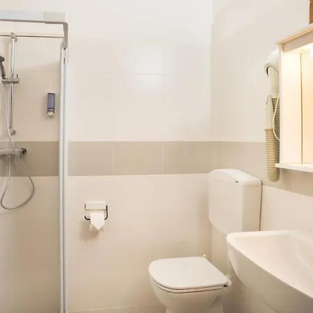 Antille E Azzorre Hotell 3*